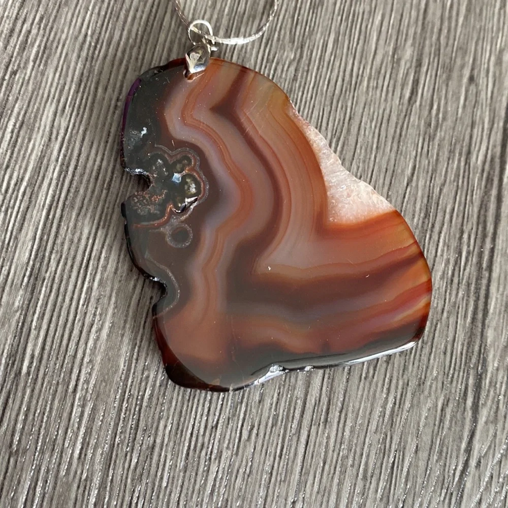 Womens Stone Necklace - Picture 3 of 5
